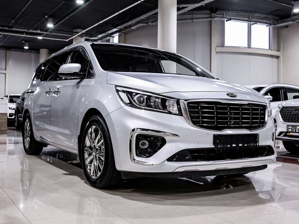 Купить Carnival с пробегом