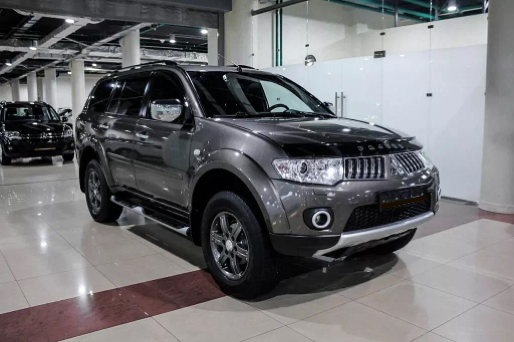 Купить Pajero Sport с пробегом